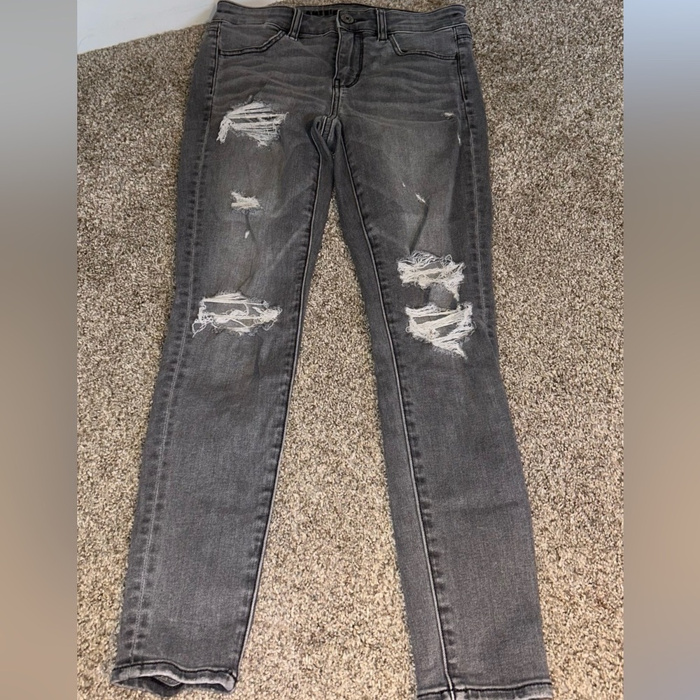 Light Grey AE jeans